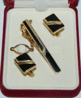 Egy pár mandzsettagomb nyakkendőtűvel díszdobozban / 
A pair of cufflinks with tie pin in box