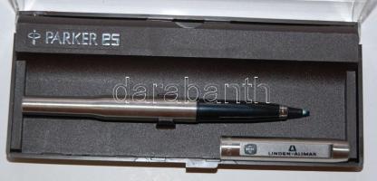 Parker 25 típusú toll saját dobozában (betétcserét igényel) és egy Ford Mondeo reklámóra saját doboz...