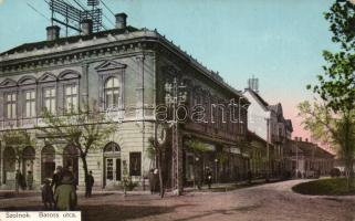 Szolnok Baross utca, Gyógyszertár (b)