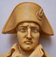 cca 1970 Napóleon-büszt, elefántcsont-utánzat / 
Napoleon bust, faux ivory 26x17x10cm