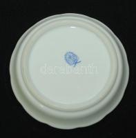 Kézzel festett Victoria avec bord en or mintás jelzett Herendi porcelán tálka hibátlan állapotban /
...
