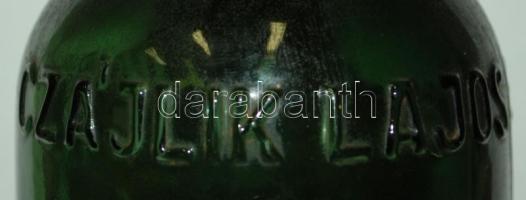 Nagy sörösüveg, Czájlik Lajos Budapest Hungary felirattal, alul angol nyelvű figyelmeztetés, hibátla...