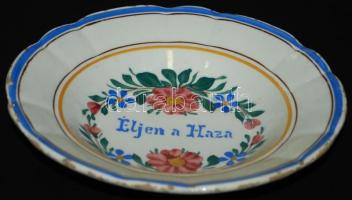 cca 1900 "Éljen a haza" felirattal és virágokkal díszített Hollóháza kerámia falitányér, k...
