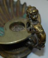 Cca 1890 Bécs, J.L. Herrmann jelzésű réz kagyló alakú kínáló, neobarokk díszítéssel korának megfelel...