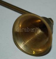 Réz gyertyakoppantó fa nyéllel / 
Brass candle snuffer with wooden handle 31cm