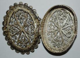 Ezüst (Ag) filigrán szelence / 
Silver filigree case 5x4x1cm, 14,5gr