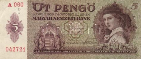 1916. 1K (2x) egyik zöld "Deutschösterreich" felülbélyegzéssel + 1939. 5P + 1936. 10P  T:I...