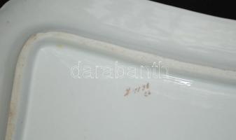 ~1900 Kézzel festett porcelán pecsenyés tál (festés kicsit kopott) /
~1900 Handpainted chinaware pla...