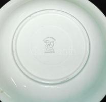Virágokkal díszített olasz porcelán tál /
Talian chinaware plate d: 30cm