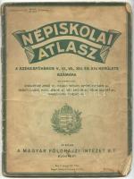 1929 Magyar Földrajzi Intézet Rt. kiadásában készült Népiskolai atlasz a székesfőváros V., VI., VII. és XIV. kerülete számára, kissé megviselt állapotban