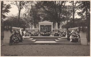 Perjámos Heroes Monument