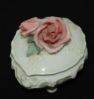 Kézzel festett rózsás jelzett ENS porcelán bonbonier (apró sérülés a rózsán) /
Handpainted  ENS chin...