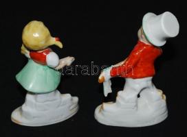 Gitározó kisfiú és olvasó kislány, kalapon 5 mm lepattanás, kézzel festett, jelzés nélküliek, m: 11 ...