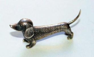 Régi, kézzel készített, ezüstözött fém daxli /  Tiny old silver plated hand made metal dachshund figure 5cm