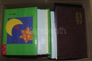 7 db fotóalbum fényképek, régi képeslapok részére összesen 580 férőhellyel