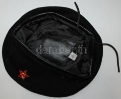 Orosz katonai kommandós barvet jelvénnyel