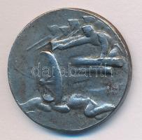 Murányi Gyula (1881-1920) 1915. "A Krasniki diadalmas csatában az oroszoktól elvett ágyúból ver...