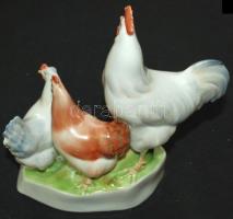 Zsolnay őrködő kakas és a tyúkok, tervezte Sinkó András, jelzett, m:19 cm, h:19 cm