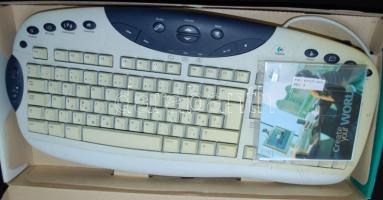 Logitech márkájú számítógép billentyűzet újszerű állapotban eredeti dobozában