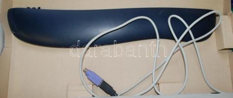 Logitech márkájú számítógép billentyűzet újszerű állapotban eredeti dobozában