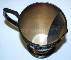 Alpakka kiöntő, jelzett, oldalán szőlő díszítéssel, hibátlan, m: 14 cm