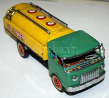 cca 1970 Lendkerekes olajtanker lemezautó / Oil tanker tin car with flywheel 23x9cm