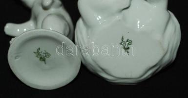 2 db kispesti porcelán: táncoló medve, kislány a játék babával, hibátlanok, jelzettek, m: 9 cm