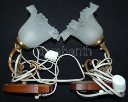 Falikar pár szecessziós stílusban, hibátlan burákkal, réz karokkal, működőképes állapotban, mélysége...