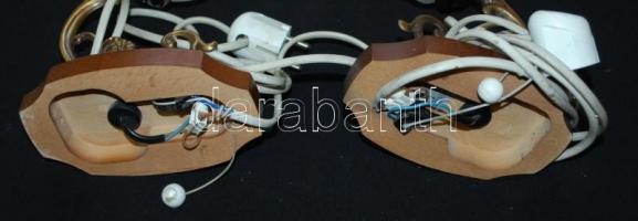 Falikar pár szecessziós stílusban, hibátlan burákkal, réz karokkal, működőképes állapotban, mélysége...