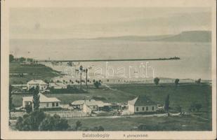 Balatonboglár gőzhajó kikötő