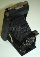 ~1930 Voigtländer Braunschweig Bessa típusú harmónika fényképezőgép jó állapotban, 3 féle fényképezési mód: táj, csoport, porté; bőrtokkal