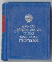 Minikönyv: A Magyar Népköztársaság elnöki tanácsának kitüntetései , 1979 Kossuth Kiadó, védőborítóval