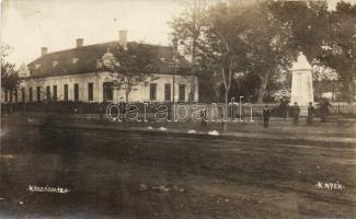 Kápolnásnyék Községháza, fotó