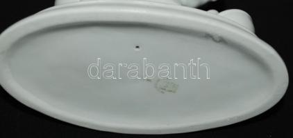 Búgócsigával játszó gyermeket ábrázoló jelzett Zsolnay porcelán figura hibátlan állapotban "Sin...