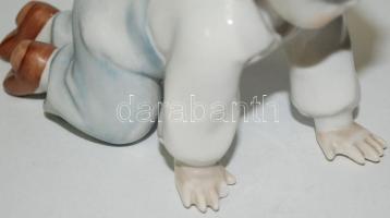 Porcelán tétel, restaurátoroknak, összesen kilenc darab, nyolc figurális, közte Alt Wien, Herendi, Z...