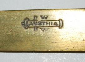 Három villa és egy kés, porcelán betétes, máz alatti kézi festéssel, fém rész jelzett a késen, h:15 ...