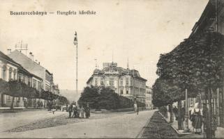 Besztercebánya Café Hungária