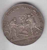 Franciaország 1713. XIV. Lajos Ag kincstári zseton (28.5mm/7.22g) Szign.: Tb (Thomas Bernard) T:2-  France 1713. Luis XIV Ag jeton "LUDOVICUS MAGNUS REX TB / SUA CUIQUE MINISTRAT TRESOR ROYAL 1713" Sign.: Tb (Thomas Bernard) (28.5mm/7.22g) C:VF