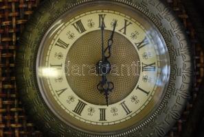 Antik hatású fa asztali óra, modern szerkezettel, m:16 cm, sz:15cm