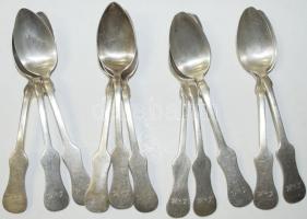 Nagy ezüst tétel: 8 db evőkanál, 11 db teáskanál, 5 db mokkáskanál, az evő és a teás mind címeres, m...