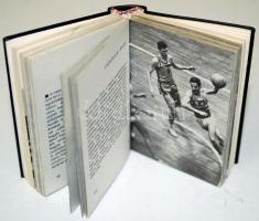 Minikönyv: Kutas-Lakatos: Három évtized sportja. 1945-1975. Sportpropaganda. Sorszámozott, műbőr köt...