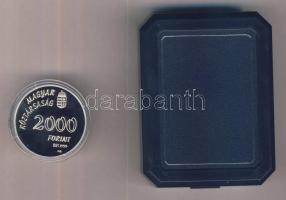 1999. 2000Ft Ag "Nyári olimpia-Sydney" T:PP Dísztokban tanúsítvánnyal