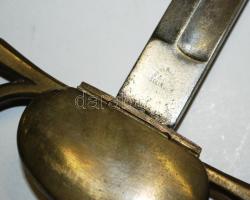 XIX. sz. végi olasz díszőrségi kard jó állapotban, kinyitható marok védővel, a pengén Solingen jelzé...