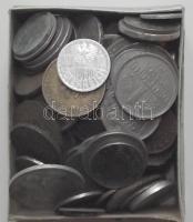 Vegyes külföldi és magyar átnézetlen tétel ~0.5kg súlyban T:vegyes