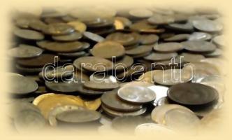 Vegyes magyar és külföldi fémpénz tétel 4kg-os súlyban T:vegyes