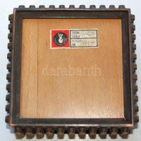 Iparművész bronz doboz, apró hibával, 12×12 cm