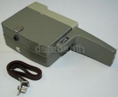 cca 1970 Lomo Avrora kézi kamera bőrtokkal / 
Movie camera with leather case