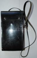 cca 1970 Lomo Avrora kézi kamera bőrtokkal / 
Movie camera with leather case