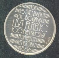 1986. "175 éve született Doborjánban Liszt Ferenc - 100 éve nyugszik a Bayreuthi temetőben" Ag emlékérem ÁP dísztokban és tanúsítvánnyal (12g/0.925/32mm) T:PP Csak 3000db!