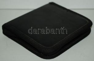 Úti sakk, praktikus cipzáros tokban, hiánytalan, jó állapotban